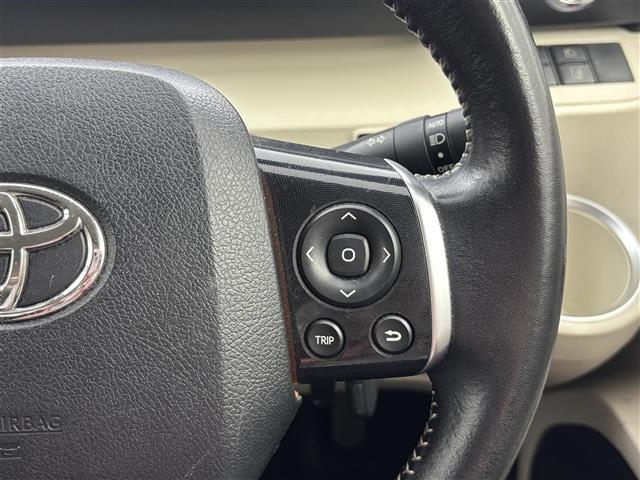 【運転席操作部】快適なドライブを楽しむための機能が装備されています！運転席から触れるので、使いやすいです！除菌プランいれていただくと、さらに清潔で安心していただけます！