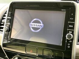 【純正9インチナビ】人気の純正ナビを装備しております。ナビの使いやすさはもちろん、オーディオ機能も充実！キャンプや旅行はもちろん、通勤や買い物など普段のドライブも楽しくなるはず♪