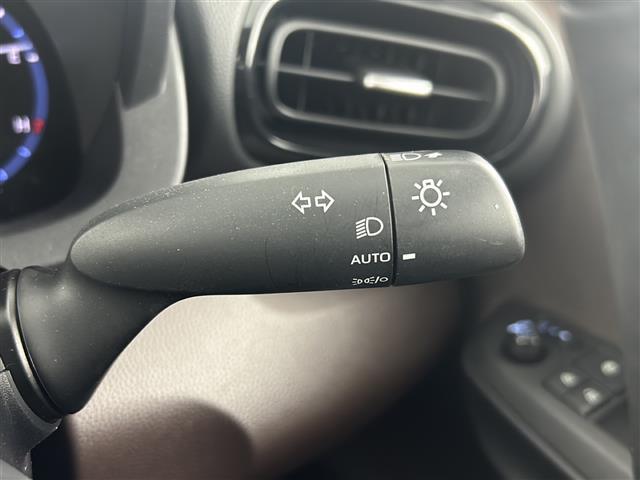 【運転席操作部】快適なドライブを楽しむための機能が装備されています！運転席から触れるので、使いやすいです！除菌プランいれていただくと、さらに清潔で安心していただけます！