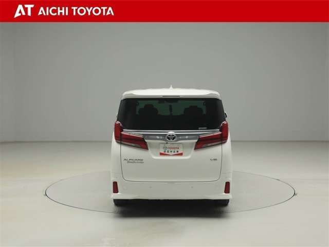 『TOYOTA認定中古車』は「まるごとクリーニング」で綺麗な内外装、「車両検査証」はプロによるチェック、買ってからも安心の「ロングラン保証」、3つの安心安全を標準装備したトヨタのブランドU-Carです