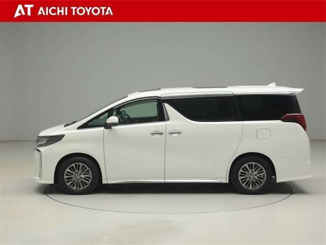 『ロングラン保証』はメーカー、年式を問わず1年間・走行距離無制限の無料保証です。最長3年まで延長可です！詳しくはスタッフまでおたずねください。