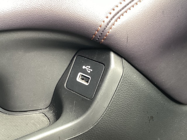 USB、充電も充実しています