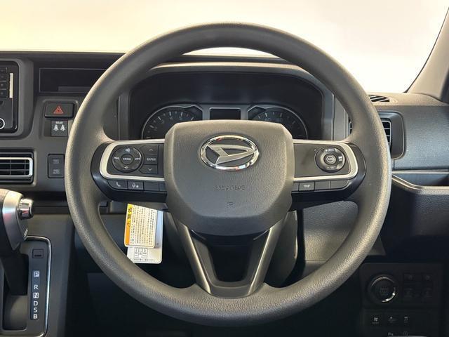 【点検】納車前には小さなクルマを知り尽くしたエキスパートが基本性能に関わる機能や状態を徹底的に点検。消耗部品を交換するなど法定12ヶ月点検相当の点検・整備を実施しています。