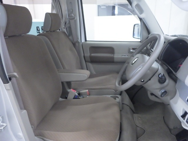 当店まで距離があるお客様へ【店頭納車がお得】お届け費用がかからず諸費用を抑えられます。店頭でのご契約後、必要な書類などは郵送でご対応します。次にお越し頂くのはご納車日。お車の入替にお越し下さい。