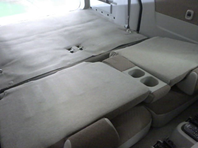 【カーゴスペース】リアシートを両方倒したフルモードの状態です大きなお荷物もたくさん積めます