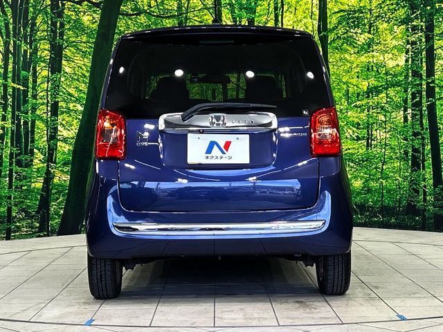 安心の最長10年・走行無制限保証（有償）をご用意。保証内容も充実はもちろん、無料点検＆オイル交換や、年中無休の全国・24時間ロードサービスも付帯されておりますのでご安心下さい。