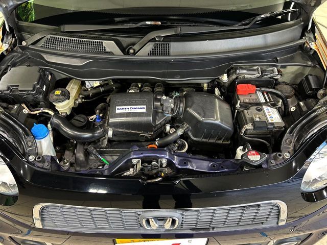 親切・丁寧な専門メカニックスタッフが応対！・車検・点検整備・事故等の修理などアフターサービスも安心。お車のカスタマイズもネクステージのサービススタッフまでご相談ください！