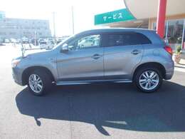 左右見やすく運転しやすいです(^^)/