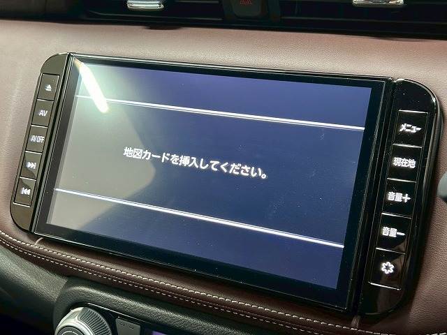 【純正メーカーナビ】装備でフルセグTV視聴やBluetooth等充実装備。
