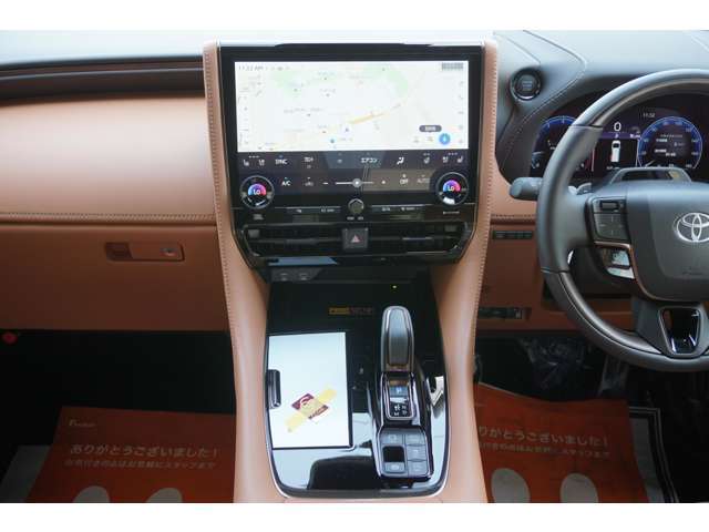 大人気ヴェルファイア！！法人様1オーナー車両の入庫です！メーカー保証継承込みのプライスになっております。お問い合わせお待ちしております。