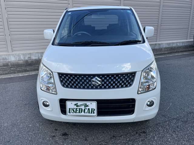 当店舗の在庫車両をご覧頂きありがとうございます！車両に関しては内装の清掃、外装の艶出しなど仕上げ済みです☆小規模ですが低価格で品質の良い在庫を揃えております！