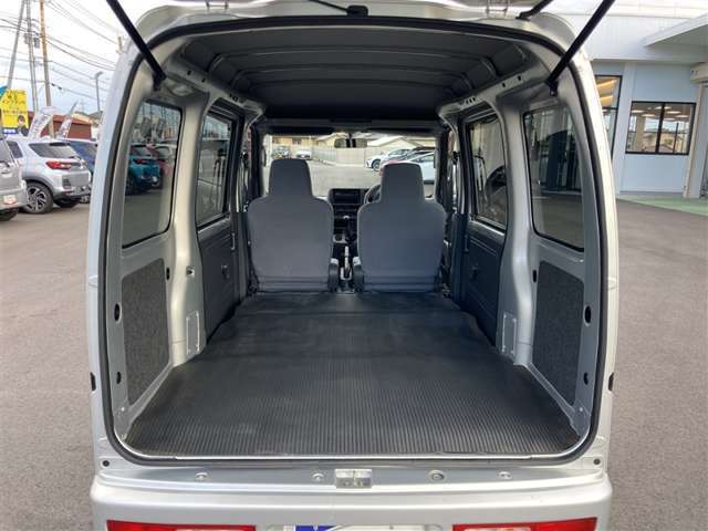 掲載車の装備についてのご質問、掲載写真以外の写真のご依頼等、ご不明な点何でも構いません。お気軽にお問い合わせ下さい！