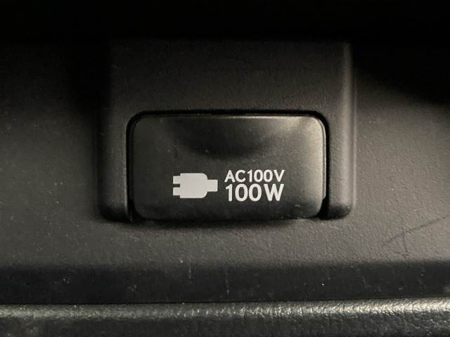 【AC100V】コンセント付きですので家庭用電化製品が車内でご利用いただけます。