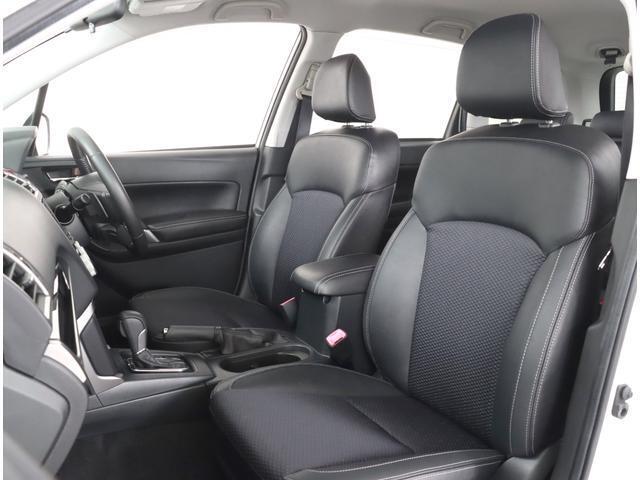 ゆったり座れて、長時間の運転も疲れにくい電動パワーシート！