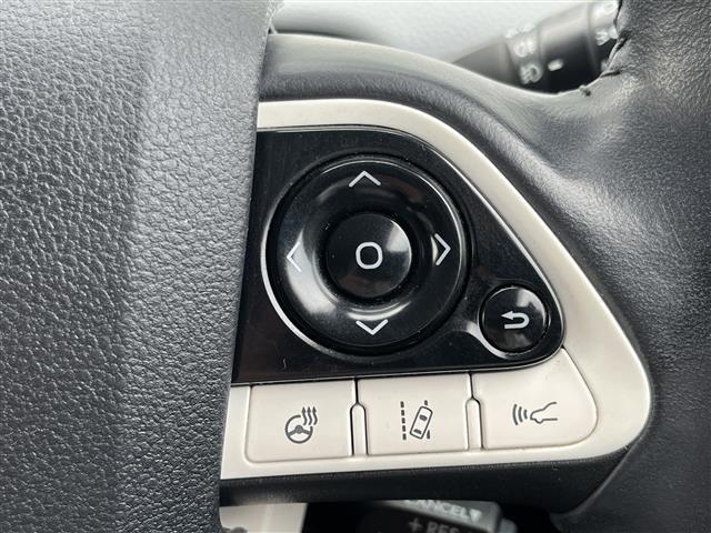 【運転席操作部】快適なドライブを楽しむための機能が装備されています！運転席から触れるので、使いやすいです！除菌プランいれていただくと、さらに清潔で安心していただけます！
