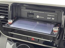 【運転席操作部】『運転席周辺の装備』の画像になります。快適なドライブを楽しむための機能が装備されています！運転席から触れるので使いやすいです！