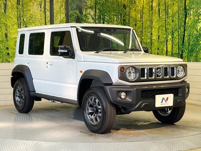 大好評のボディコーティング「弾スプラッシュコート」もご納車までに施工可能。通常のガラスコートと異なる、耐久年数6年の無機質ガラスコーティングが、ボディをキレイな状態に保ってくれます。