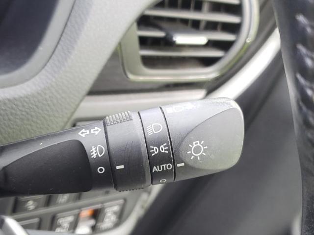 国産車から輸入車まで多様なお客様のニーズのお応えできるように、全国規模で豊富な在庫展開！車のことならWECARSへ！