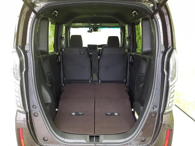 WECARS（ウィーカーズ）は全国250店舗展開！お客様が安心してカーライフをお楽しみいただけるよう社員一同心を込めてサポートいたします。