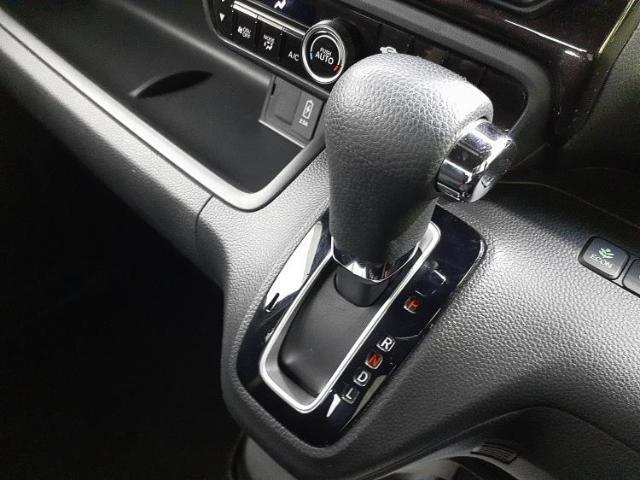 お車に合わせて無料保証以外にも、保証範囲、期間、距離を拡充させた有料保証もご用意しております！中古車の購入が初めてで不安・・・というお客様もご安心ください！