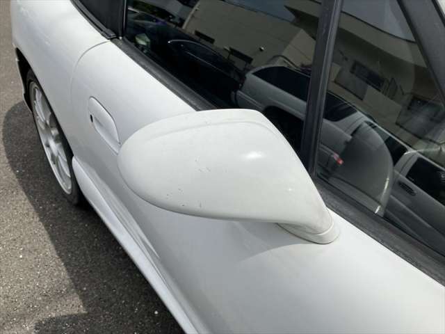 ご契約時は手付金として1万円のみお預かりさせていただきます。納車日前日までに残金を指定口座へご入金ください。納車日はお客様のご都合に合わせられます。