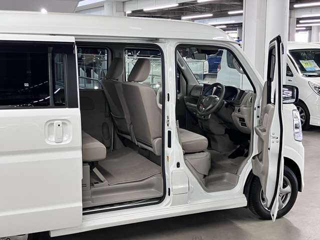 毎日新規物件入庫！3500台の高品質車をぜひとも、ご自身の目で直接ご覧になって、ご実感下さい、自身を持ってお勧めいたします。