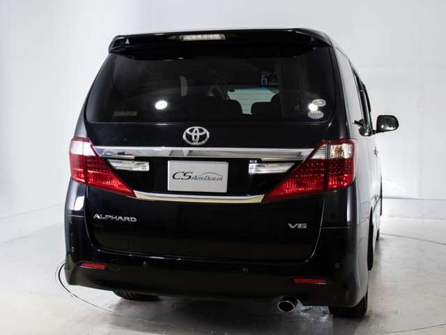 リアビュー（テールレンズのスモーク加工や社外テール、マフラーなど）のご希望もございましたらスタッフまでお気軽にご相談ください