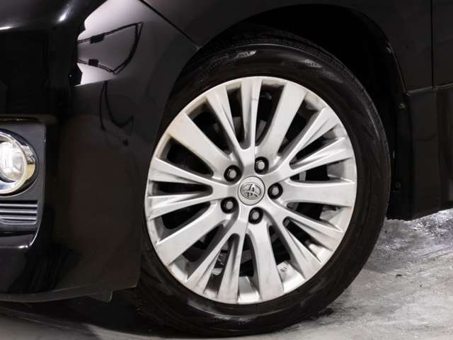 後期、後期型、最終型、禁煙車、ワンオーナー、1オーナー、TRD、モデリスタフルエアロ、JBLサウンド、リアエンター、リアモニター、エグゼクティブシート、4WD、S-C、G-F、エグゼクティブラウンジなど仕入れ予定有り