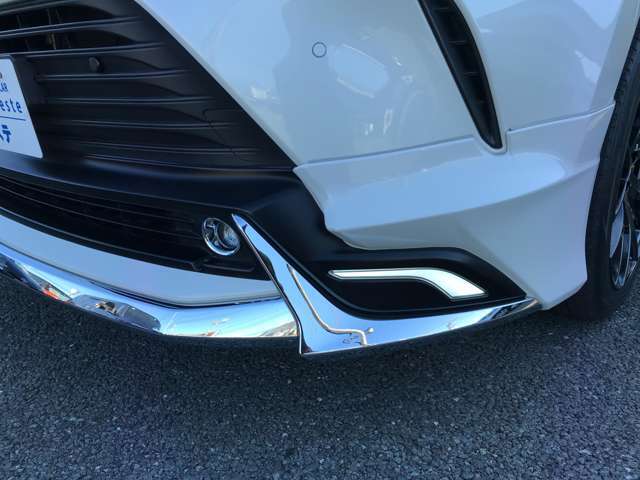 展示車両は、展示前に外装はもちろんの事、内装も隅々まで清掃を行い清潔で快適にご覧いただけるように展示しております☆ご成約時には、外装、内装をチェックして洗車、清掃を行いお客様へ納車いたします。