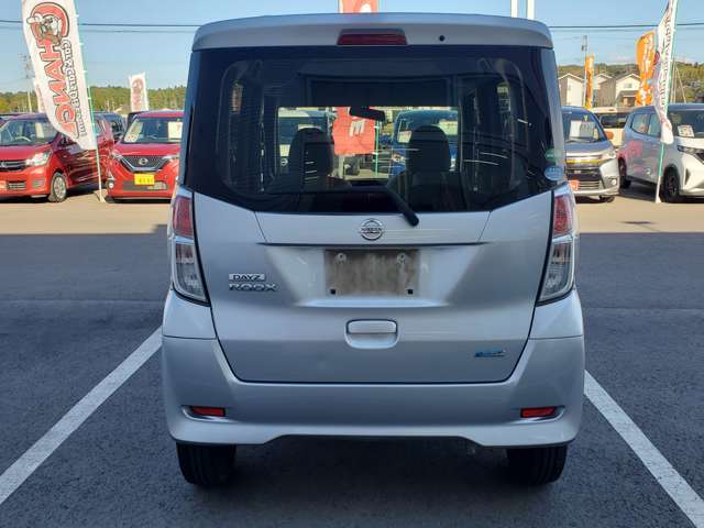 ネットでは伝えきれない車の良さが多々ありますので是非ご来店下さい！！