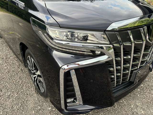 ◆中古車の欠点は汚れている。弊社ではその欠点を無くす為にガラスコーティングをオススメしています。艶・撥水がたまりません！！