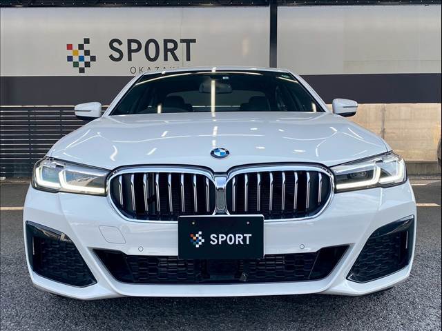 弊社は中古車から新車・登録済未使用車まで幅広く取り扱いしております。グッドスピードではグループ総在庫3000台以上を常時展示しており、品質に拘った車両を展示しております。