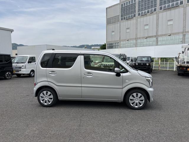 先行車発進お知らせ機能・ふらつき警報機能を搭載。
