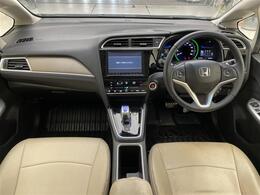 【インパネ全体】『インパネ全体』の画像になります。写真の内容に関してご不明点、ご質問等がございましたらお気軽にガリバー店舗までお問い合わせください。