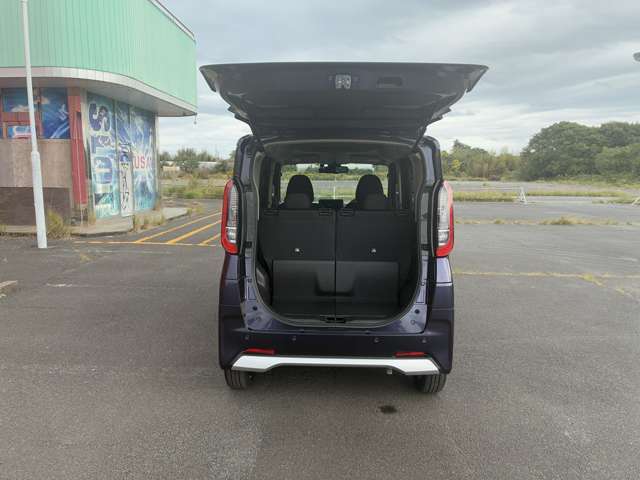 元気で明るいスタッフが丁寧に対応します。とにかくスタッフが明るい！！とても多くのお客様から、お褒めのお言葉、接しやすさでの高評価を頂いています。これからも日々、努力していきます。