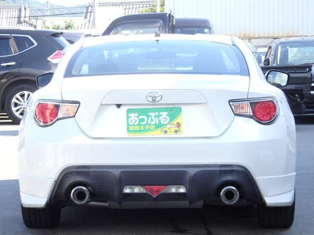 （株）あっぷる関西は業界経験者多数在籍！！新車ディーラー営業・大手中古車ディーラー営業・新車ディーラー整備士など、豊富な知識と経験をお客様の車選びや納車後のサポートをお手伝いさせて頂きます。