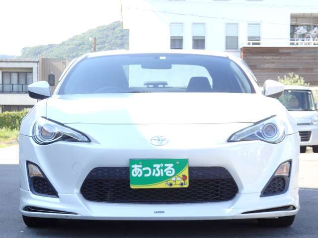 毎日全国の仕入れ先から厳選した車を仕入れしております！プロの査定士の検査を受けた車を仕入れ、入庫後も社員が1台1台を走行チェックや状態確認・装備確認などを入念に行います。