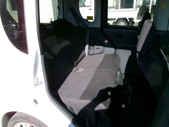 初めて車を買いたいんだけどどうすれば良いのか分からない方ユーシーネットにお電話ください。全て教えます。納車までの期間代車もあります。TEL0175-33-1282