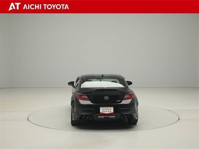 『TOYOTA認定中古車』は「まるごとクリーニング」で綺麗な内外装、「車両検査証」はプロによるチェック、買ってからも安心の「ロングラン保証」、3つの安心安全を標準装備したトヨタのブランドU-Carです