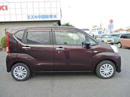 7インチナビ・地デジ・キーレス・プライバシーガラス・衝突軽減ブレーキ・アイドリングストップ・シートリフター