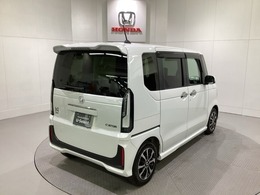 【Honda認定中古車 U-Select】　は3つの安心をお約束します。　1　Hondaのプロが整備した安心。 2　第三者機関がチェックした安心。　3　購入後もHondaが保証する安心。