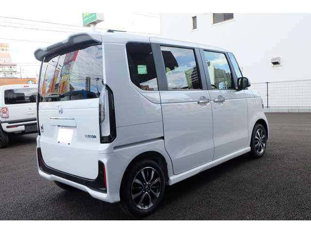 ◇軽スパは車検から整備、板金塗装と全ての工程を自社で行えます！車販だけでなくアフターフォローも当社にお任せください！低金利のローンもご用意してますのでお気軽にお問い合わせ下さい◇