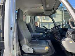 お車の査定・買取りから新車、中古車探し、クルマの買取・販売のことなら、何でもお気軽にご相談ください。