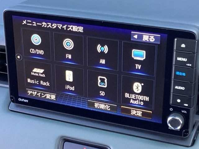 純正9インチナビです。フルセグTV・DVD再生可能！Bluetoothでお好きな音楽お聞きいただけます。