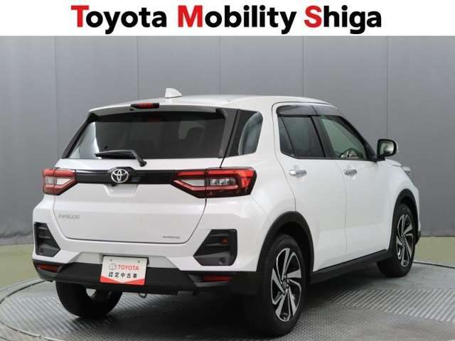 中古車の総合評価や内外装の状態などがひと目でわかるよう、トヨタ車のプロの検査員が車両状態を検査した「車両検査証明書」をご用意しています。