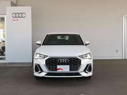 中古車の購入に関するさまざまなリスクを最小限にし、きめ細かな保証サービスで、オーナーライフをしっかりとサポートします。1台1台、お客様の期待に応え、満足していただけるのが、“Audi 認定中古車”です。