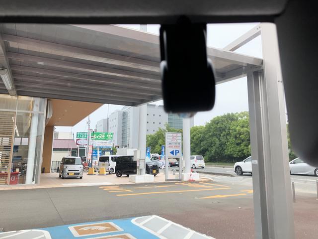キッズスペースを完備しております。衛生面にも配慮し、目の届きやすい場所に設置しておりますので、安心してご商談いただけます。