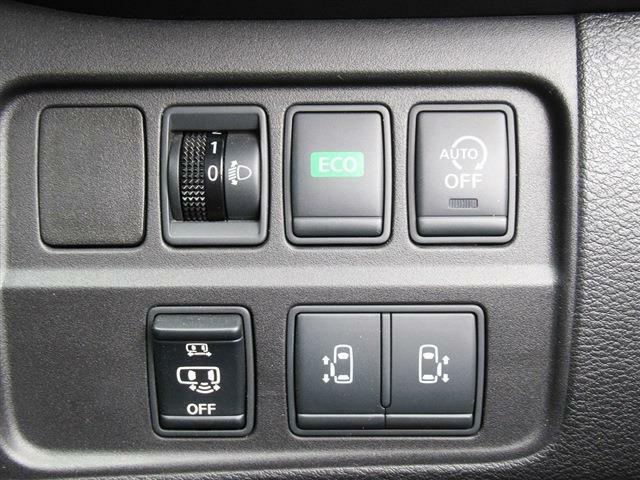 9インチフルセグナビ・全周囲カメラ・BTオーディオ・両側自動ドア・コーナーセンサー・ドアバイザー・プライバシーガラス・本革巻ステアリング・クルーズコントロール・USB・ETC・エマージェンシーブレーキ
