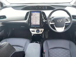 【インパネ全体】車内の雰囲気でお車の印象も変わります。自分好みのお車を見つけていきましょう！