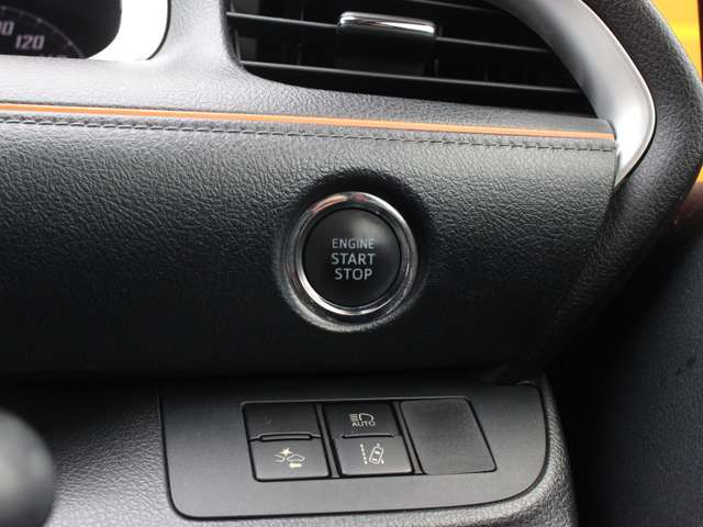 プッシュスタート装備☆ボタンでエンジン始動や停止を操作可能☆